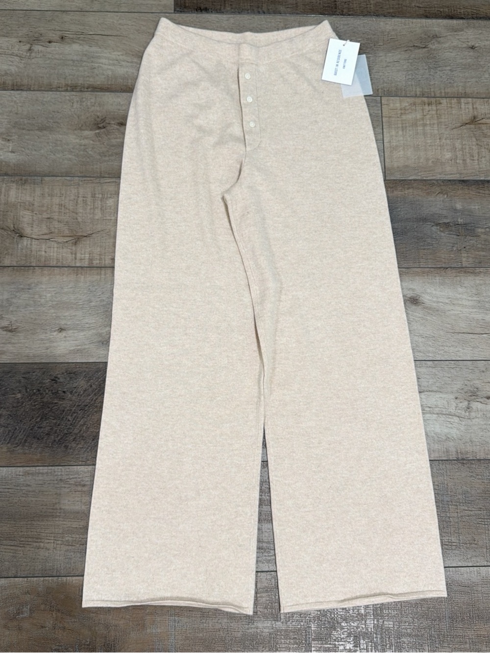 Guest In Residence Everywhere cashmere pants in sandstone NWT - Picture 2 of 8